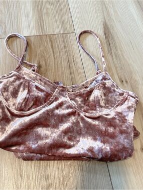 Crushed Velvet Spaghetti Strap Bodysuit Pink